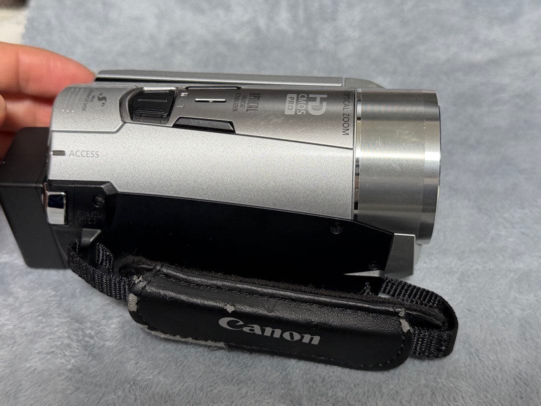 Canon IVIS HF M51 動作確認済 チリ混入僅か良好