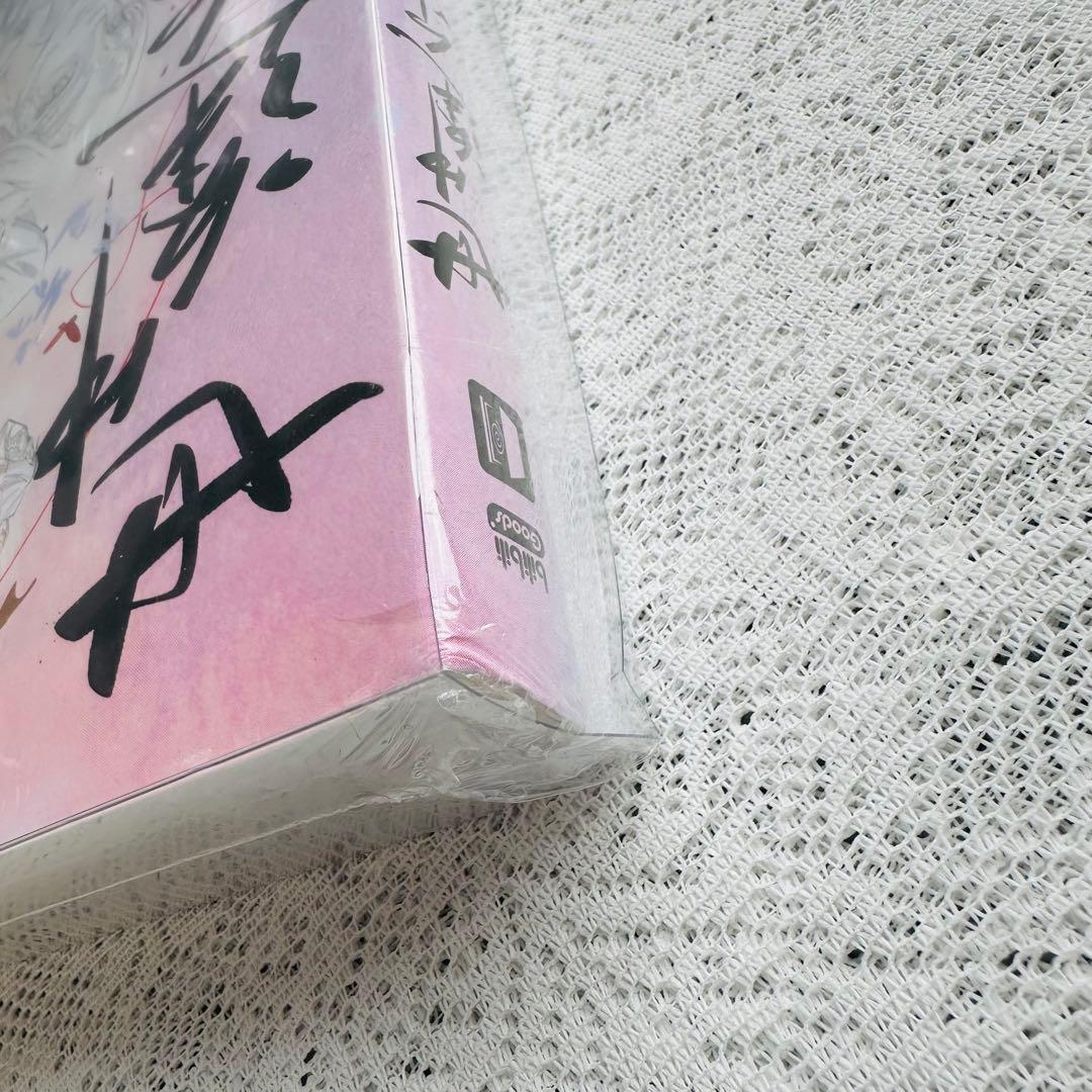 天官賜福　原画集　世中逢尔　新版　特典付き　レア缶バッジ付き