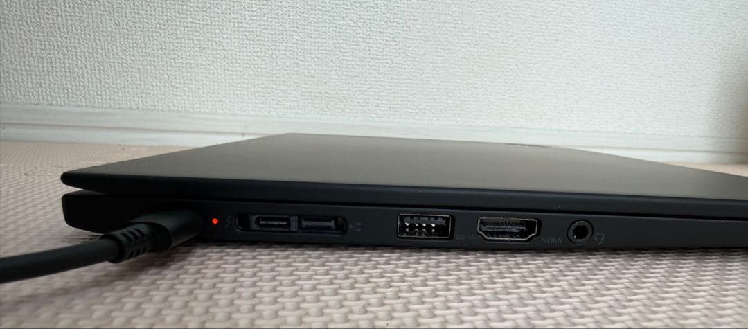 スカ様　ThinkPad X1 Carbon Gen8 i7 16GB