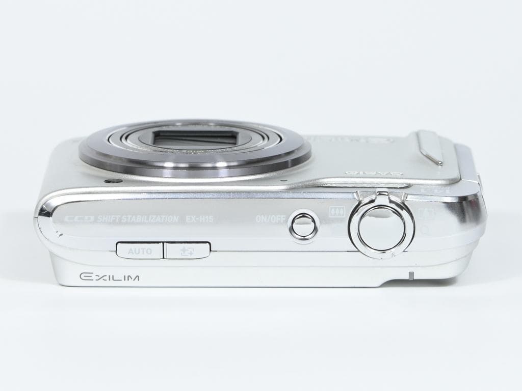 カシオ　CASIO EXILIM EX-H15 シルバー