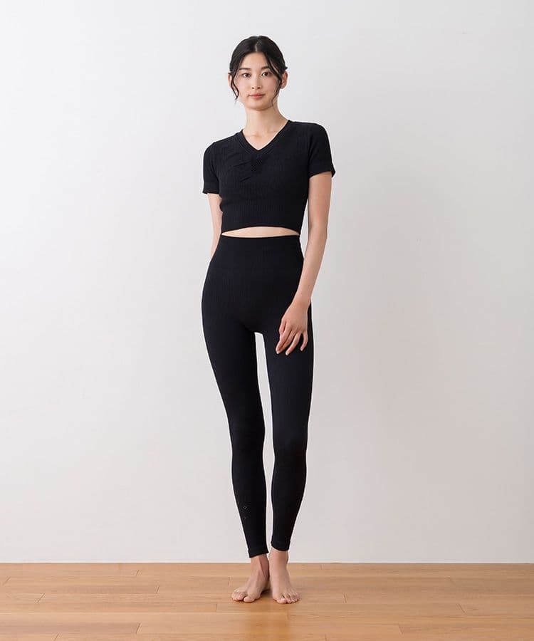 sukala スカーラ アクティブデイジートップス Мサイズ　BLACK