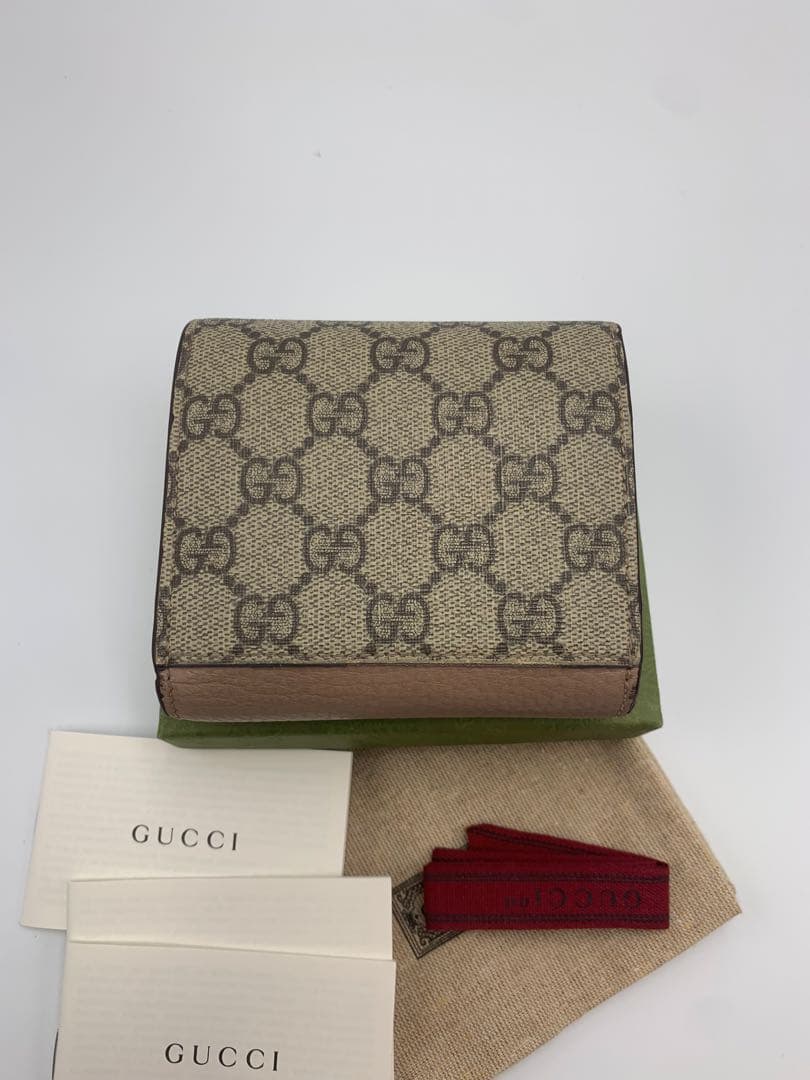 美品　GUCCI グッチ　近年モデル　二つ折り財布　GGマーモント P55