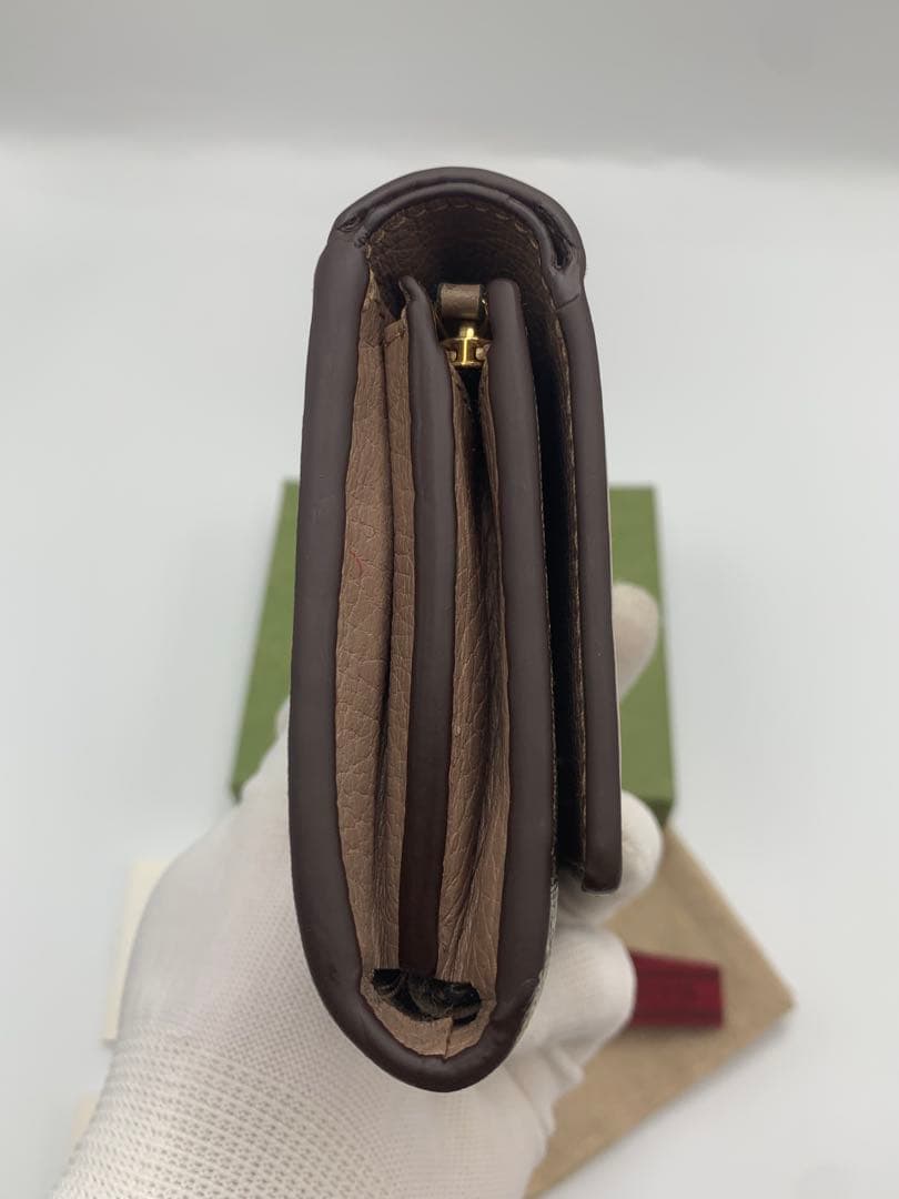 美品　GUCCI グッチ　近年モデル　二つ折り財布　GGマーモント P55