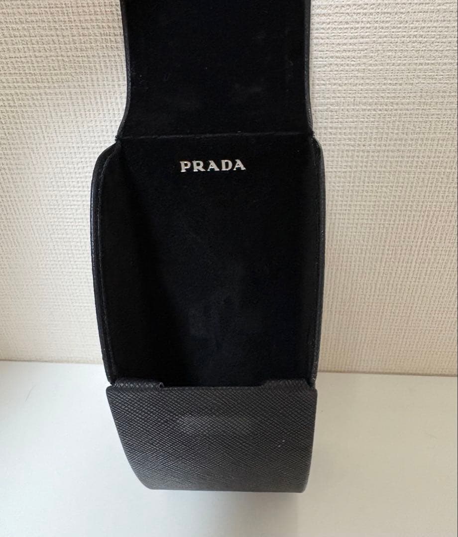 PRADA☆ ミニマルバロックサングラスSPR 270 2AU-6S1