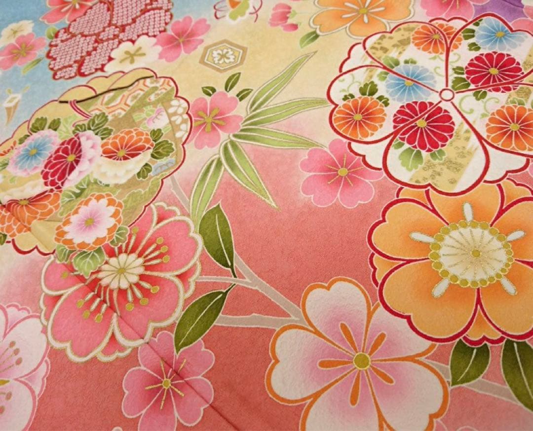 近年柄！美品 豪華 正絹 振袖