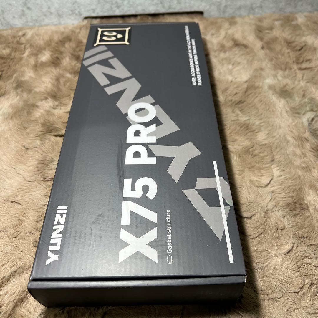 YUNZII X75 ホットスワップメカニカルキーボード