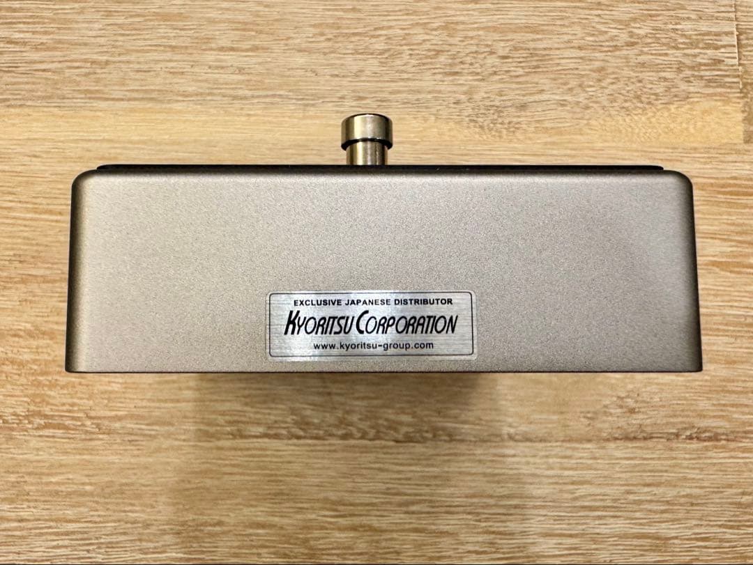 DARKGLASS MICROTUBES B7K V2 ベースプリアンプ