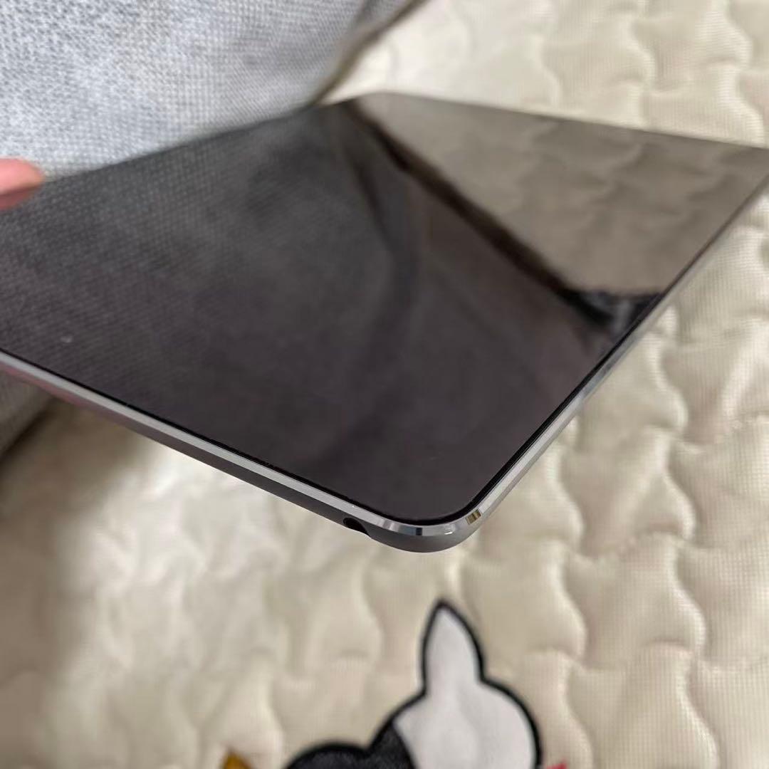 【美品】　ipad air2 9.7 inch大画面　中古品（本体のみ）