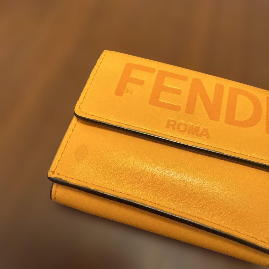 FENDI フェンディ レザー コンパクトウォレット 三つ折り財布