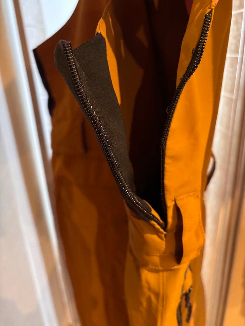 れ*せ様 volcom ビブパンツ gore-tex ゴアテックス ボルコム s
