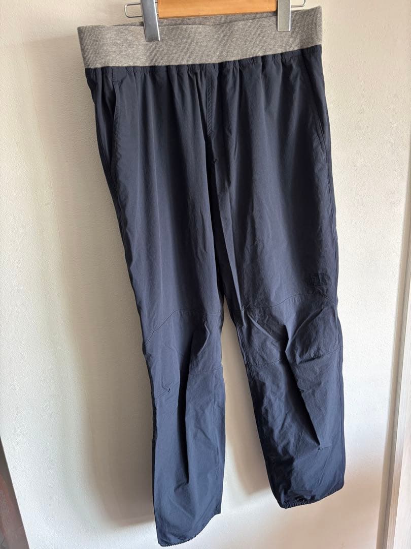 新品! THE NORTH FACE TRAINNING RIB PANT