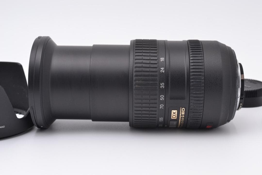 ニコン　Nikon AF-S 18-200mm ED VR