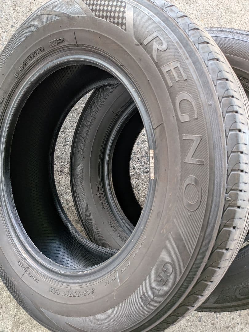 2023年　REGNO　GRV2 215/65R16　4本セット