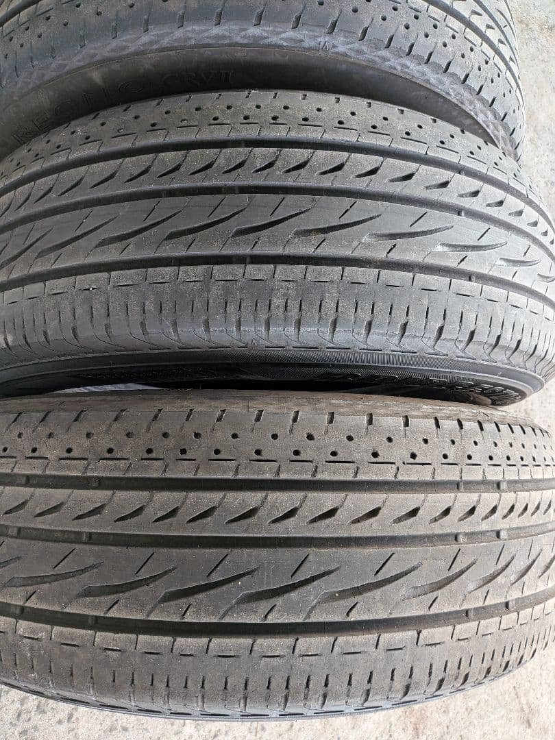 2023年　REGNO　GRV2 215/65R16　4本セット