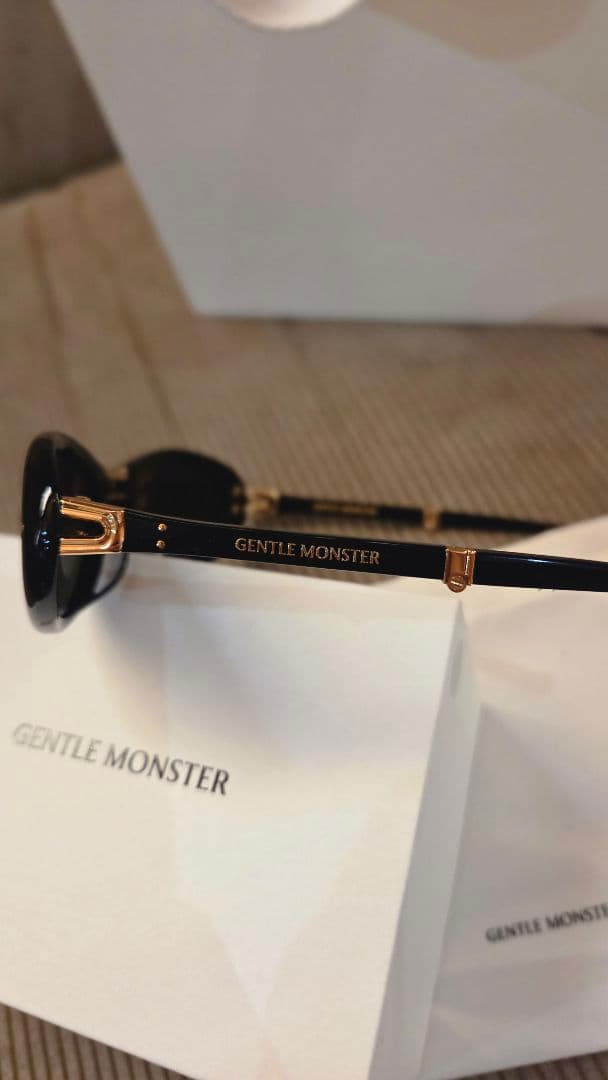 GENTLEMONSTER Lolang 01　折り畳みサングラス