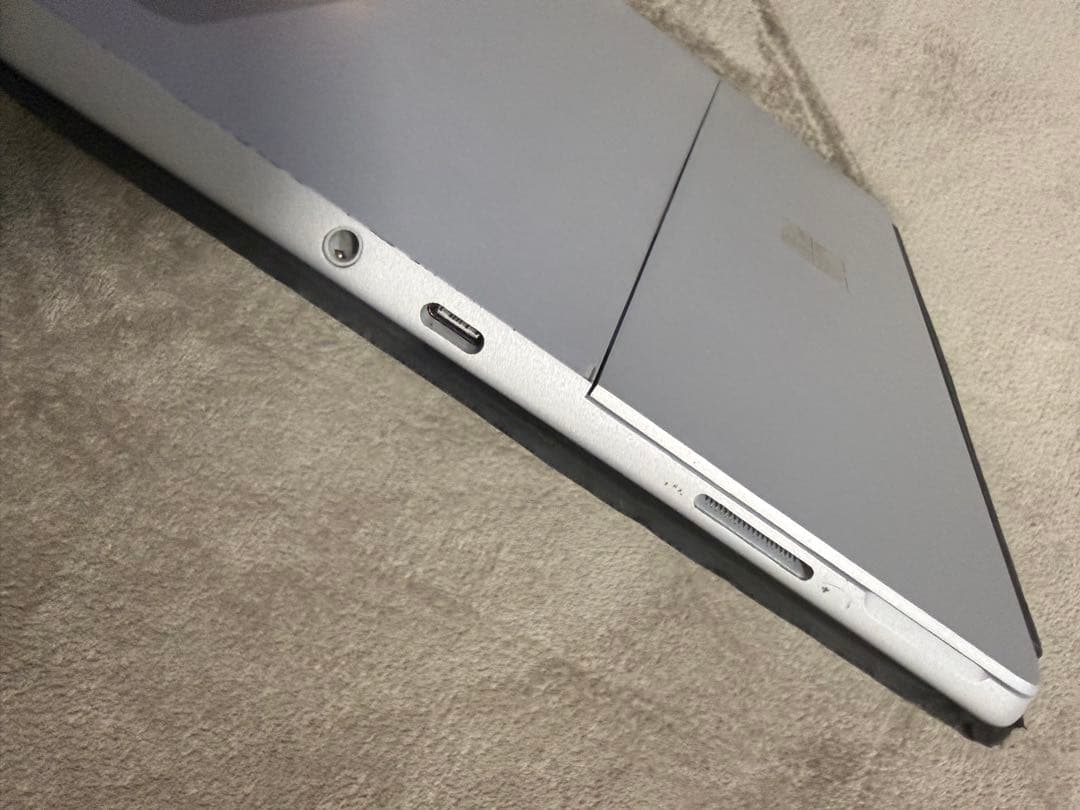 Surface Go3　Pentium gold 6500Y　64GB 高校
