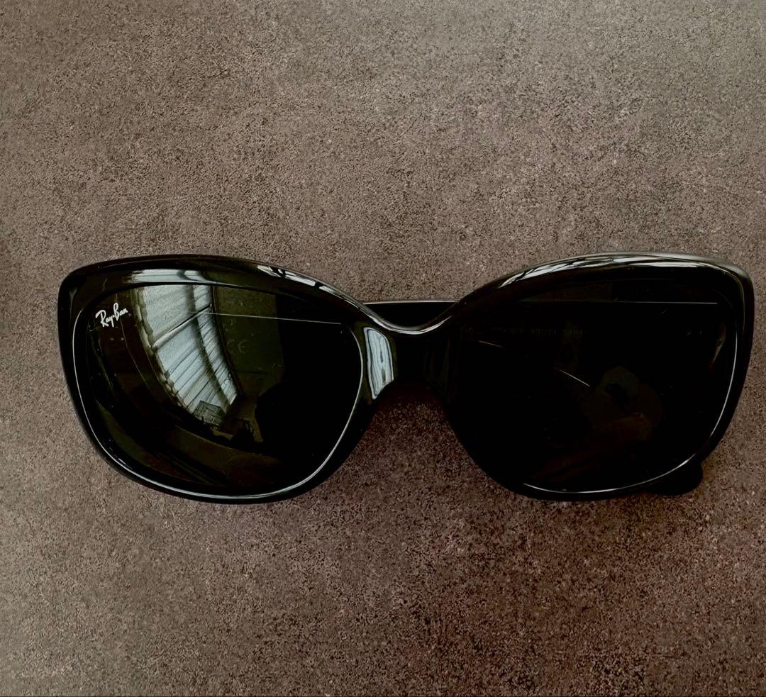 Ray-Ban ブラック キャットアイサングラス