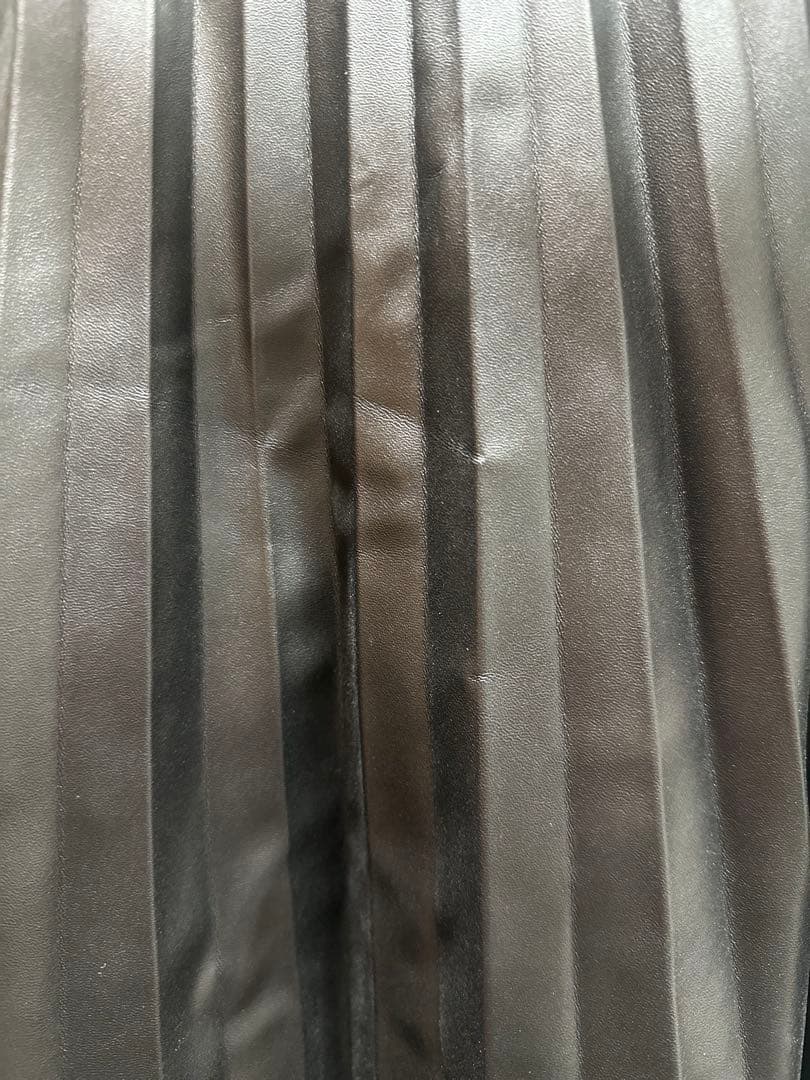 MM6 Maison Margiela フェイクレザー プリーツスカート