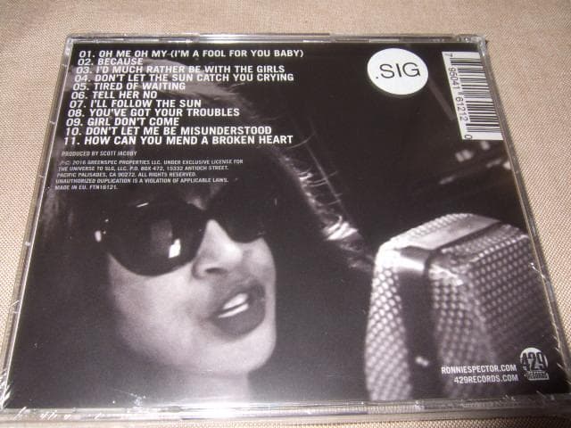 RONNIE SPECTOR,新品未開封,RONETTES,直筆サイン入り,CD