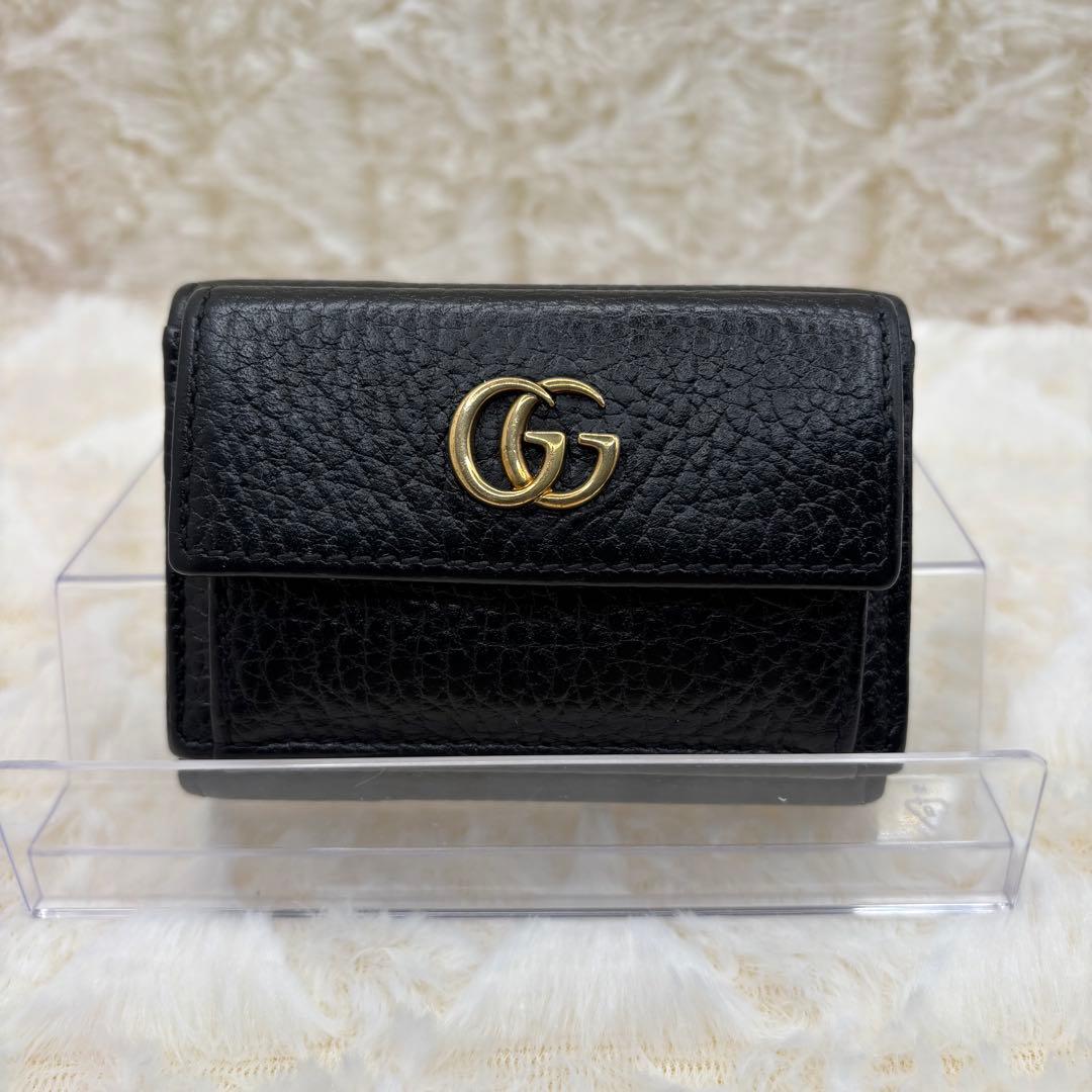 美品✨グッチ　三つ折り　折り財布　GGマーモット　ブラック　レザー　コンパクト