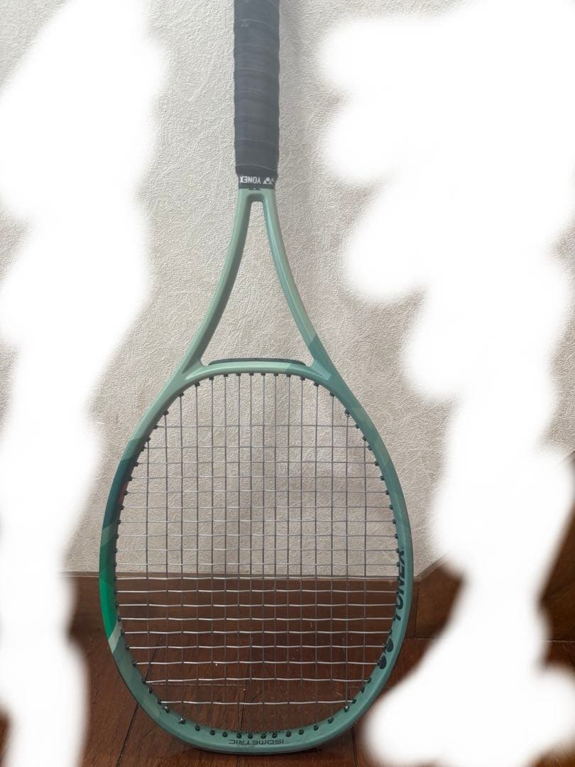 YONEXテニスラケットPERCEPT97 ケース付　即購入⭕️ほぼ未使用