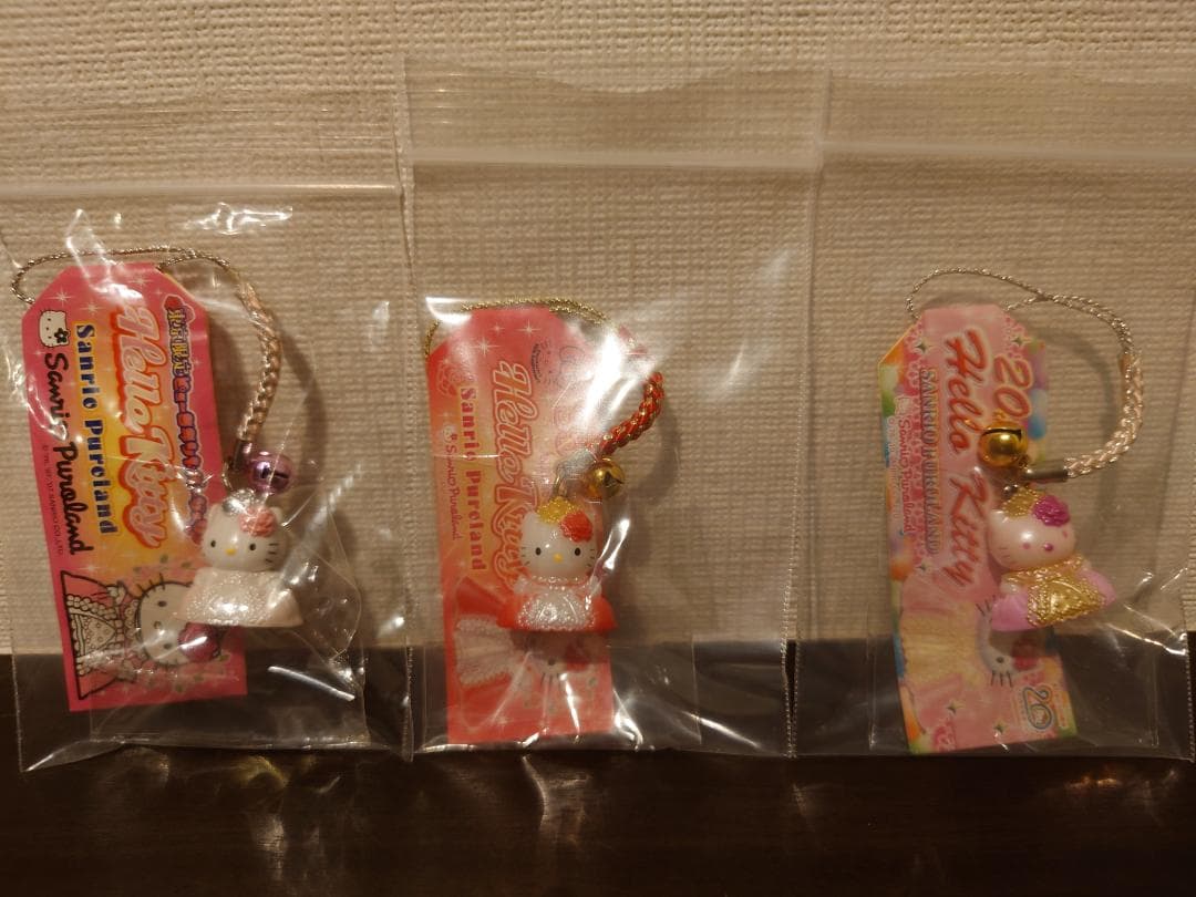 【激レア】ピューロランド キティちゃん 根付け３点セット（バラ売不可）
