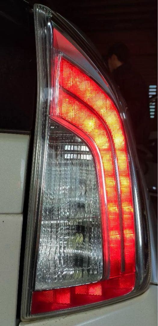 トヨタ プリウス 30系 後期 純正 LEDテールランプ 左右セット