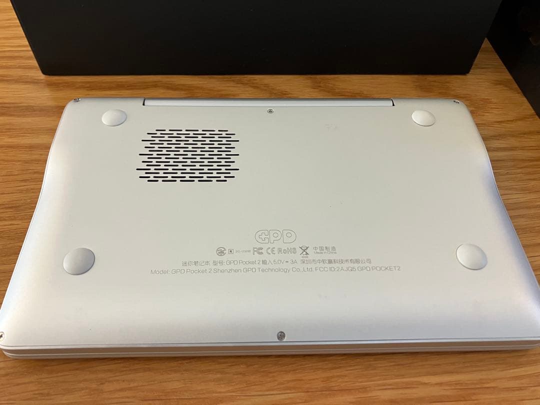 GPD Pocket2 core m3-7Y30モデル