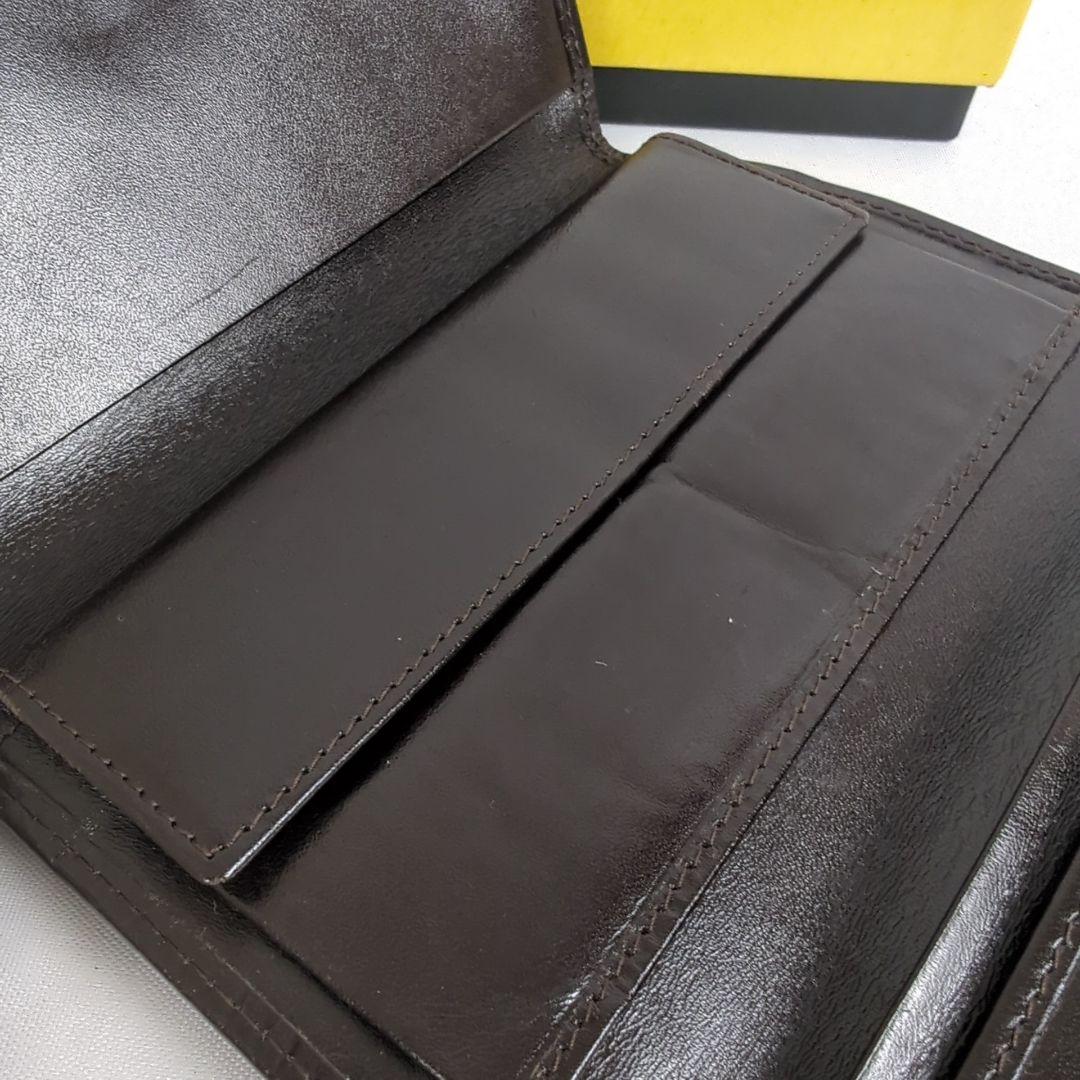 FENDI フェンディ 三つ折り 財布 ズッカ柄 ロゴ コンパクト ウォレット