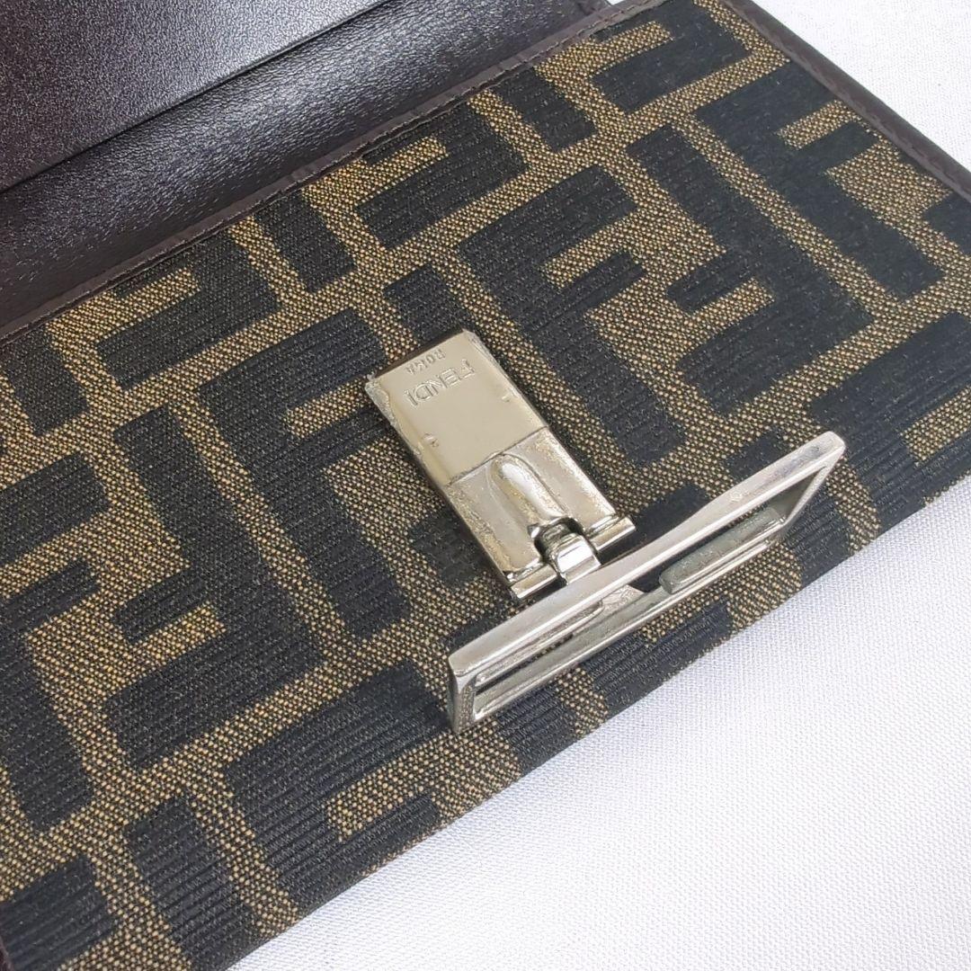 FENDI フェンディ 三つ折り 財布 ズッカ柄 ロゴ コンパクト ウォレット