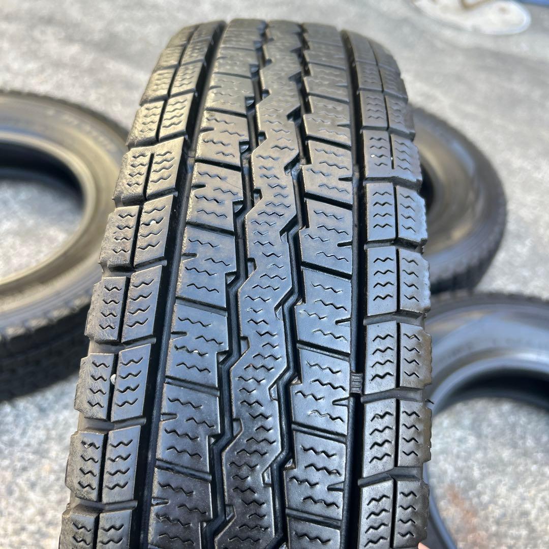 145R12 6PR ダンロップ　スタッドレスタイヤ