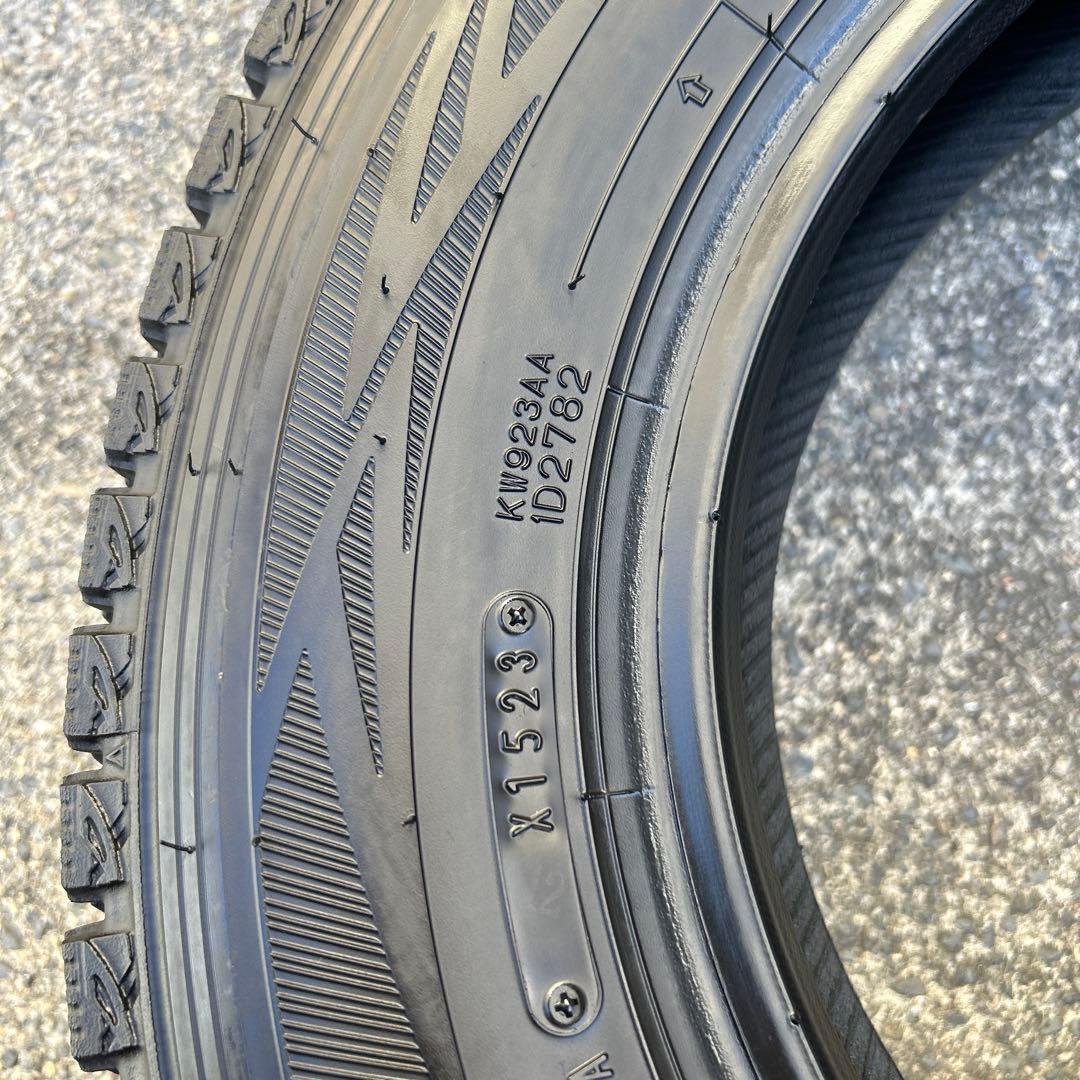 145R12 6PR ダンロップ　スタッドレスタイヤ