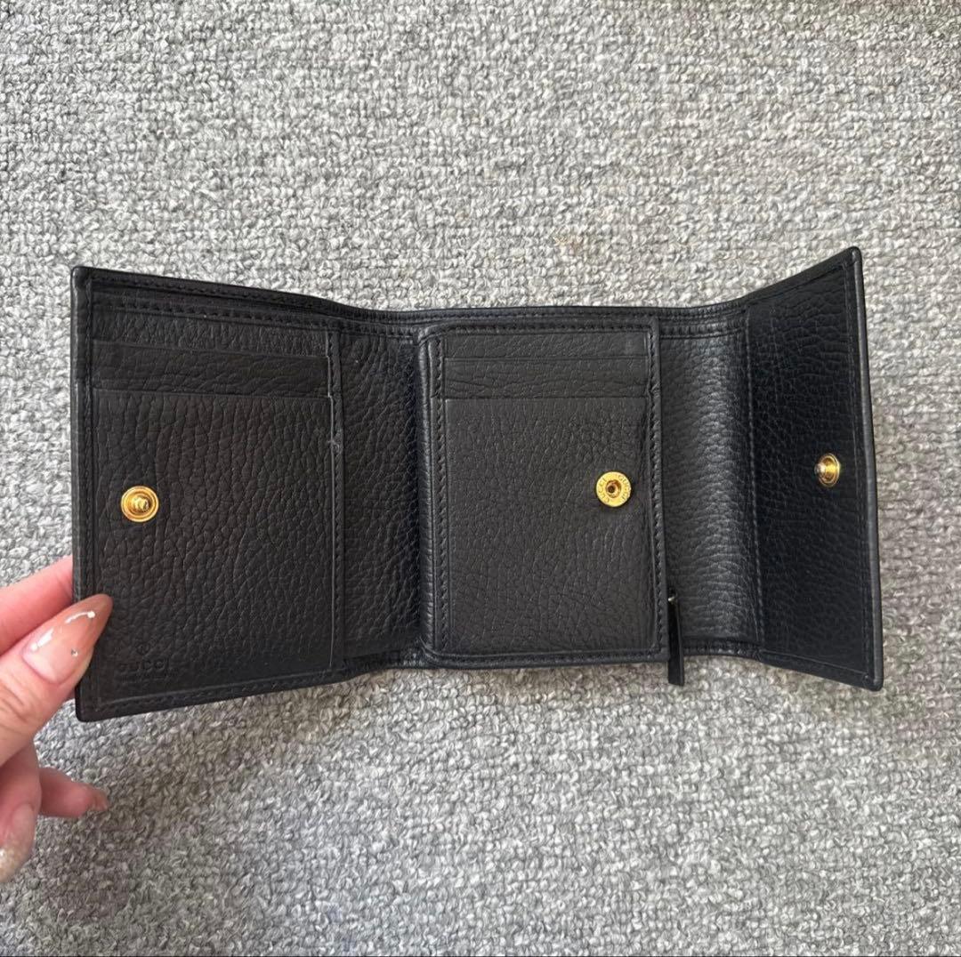 GUCCI ブラックレザー 三つ折り財布