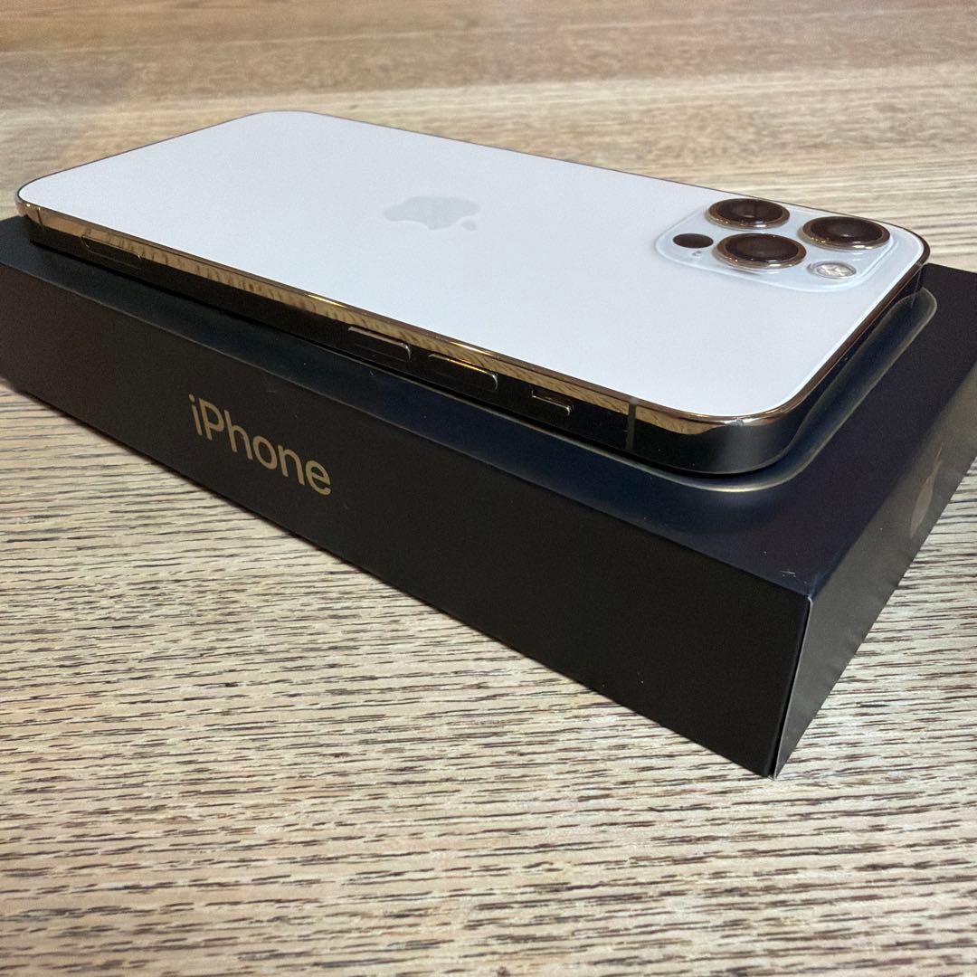 Apple iPhone 12 Pro シルバー 本体　128GB