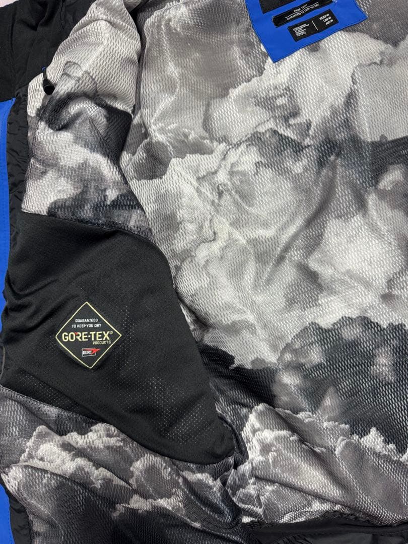 Volcom スノーボードウェア