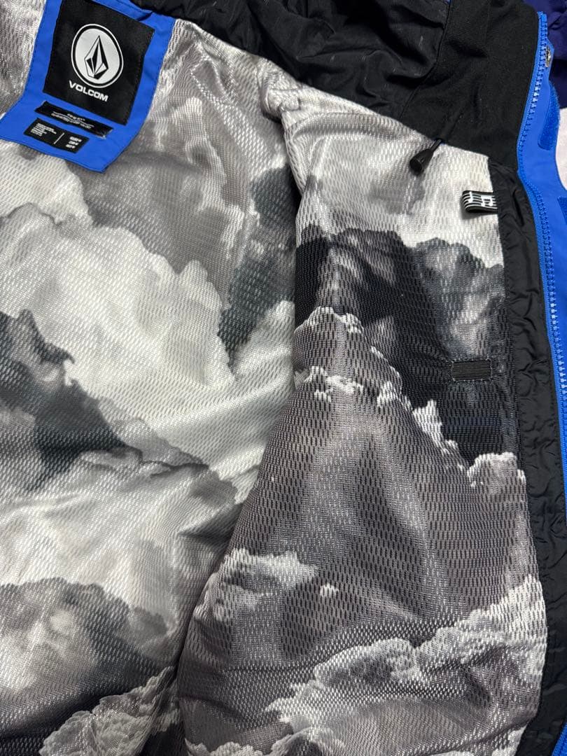 Volcom スノーボードウェア