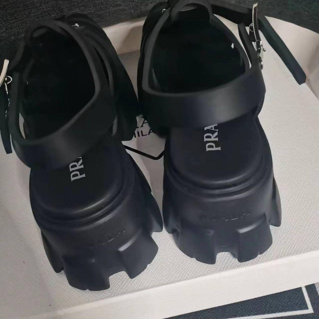 PRADA ブラック サンダル 37