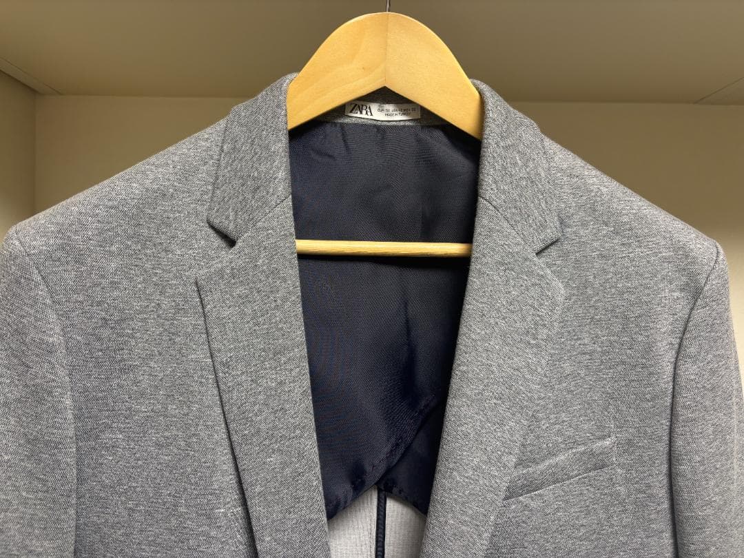 ZARA　4WAYストレッチ　スーツ　グレー