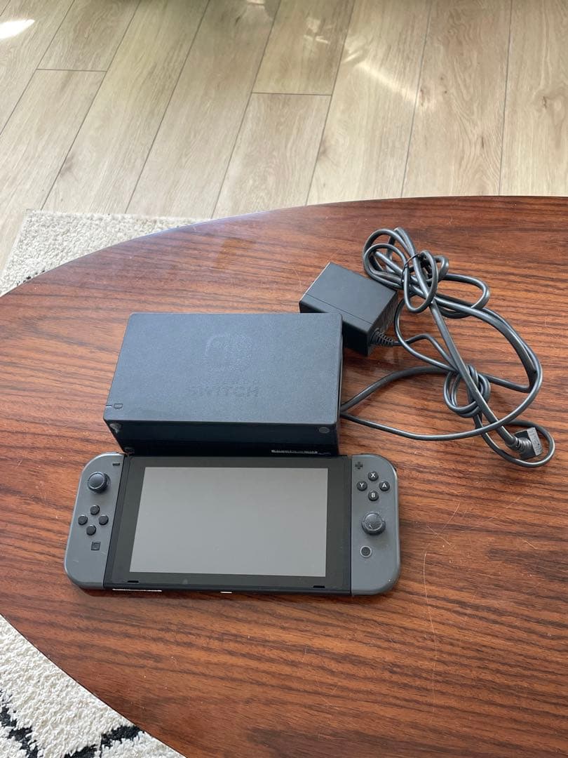 Nintendo Switch 本体 + ドック + ACアダプター
