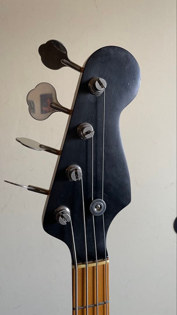 プレシジョンベースタイプ メーカー不明 Fender Japanペグ交換