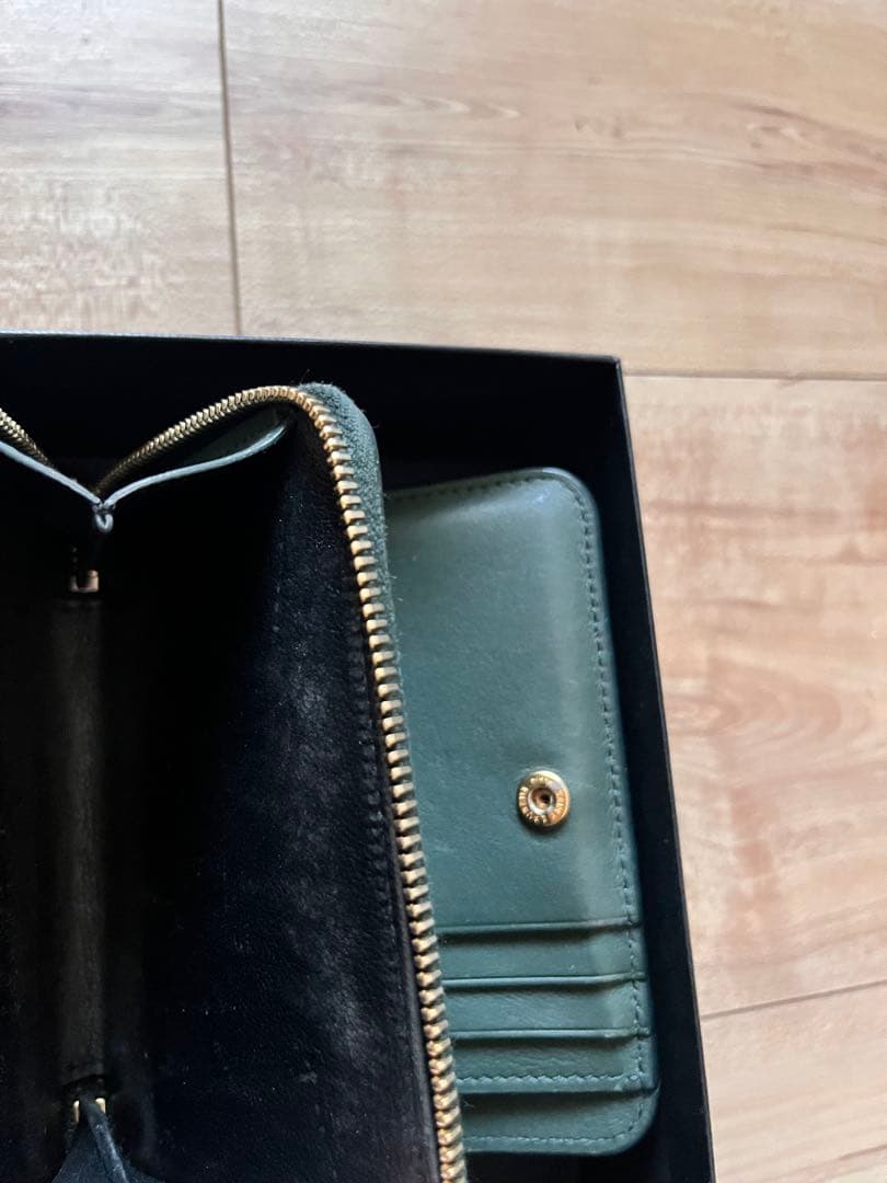 YSL サンローラン　グリーンレザー 二つ折り財布