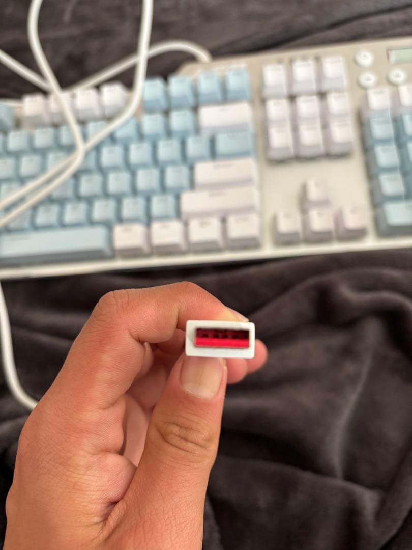 ゲーミングキーボード　茶軸
