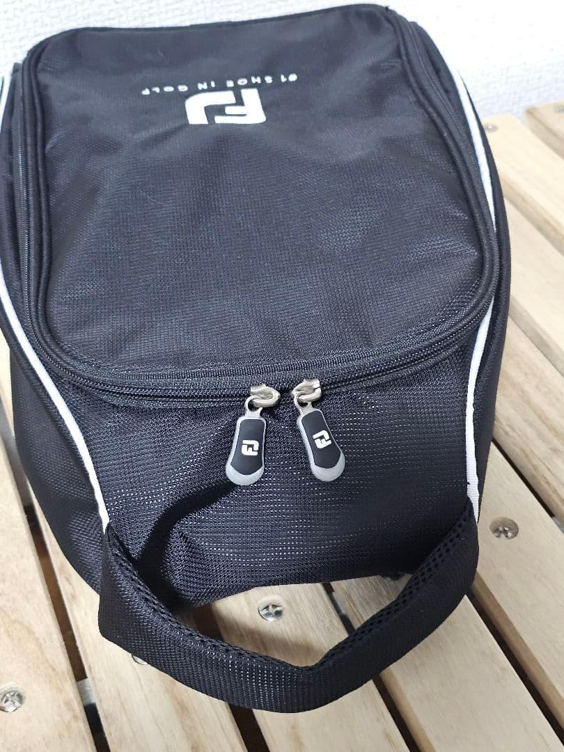 レディースゴルフシューズ 　24cm　　シューズバッグセット