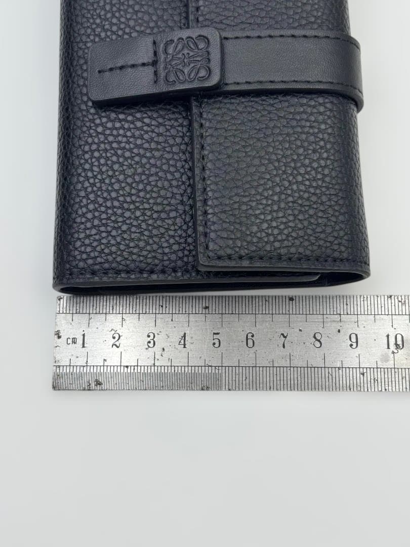 LOEWE ブラック 三つ折り財布