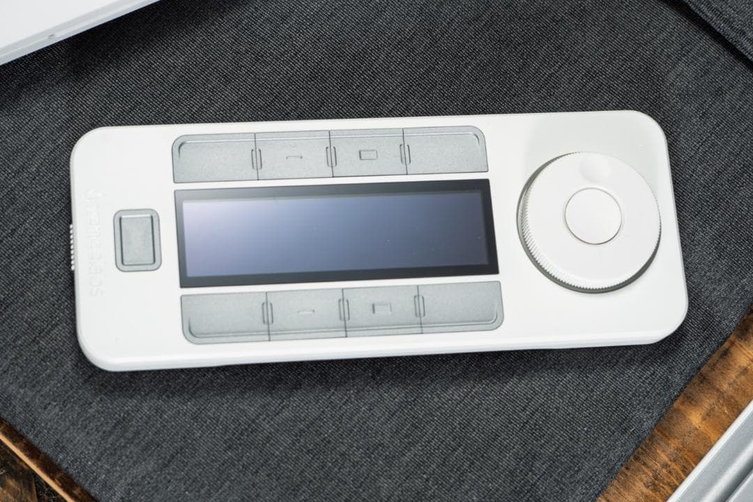 xencelabs ペンタブレット Medium　BPH1212W-A　板タブ