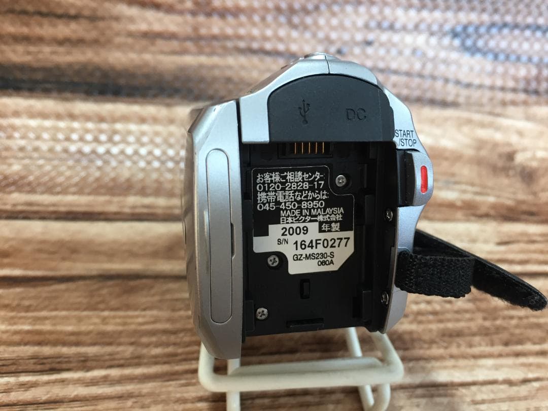 撮影画像あり　Victor・JVC　GZ-MS230　付属品あり　光学39倍