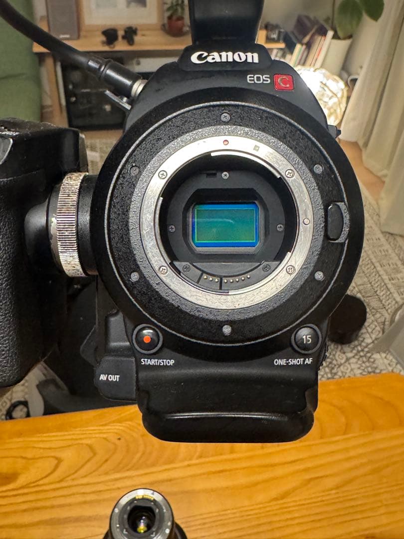 Canon EOS C100 業務用ビデオカメラ本体