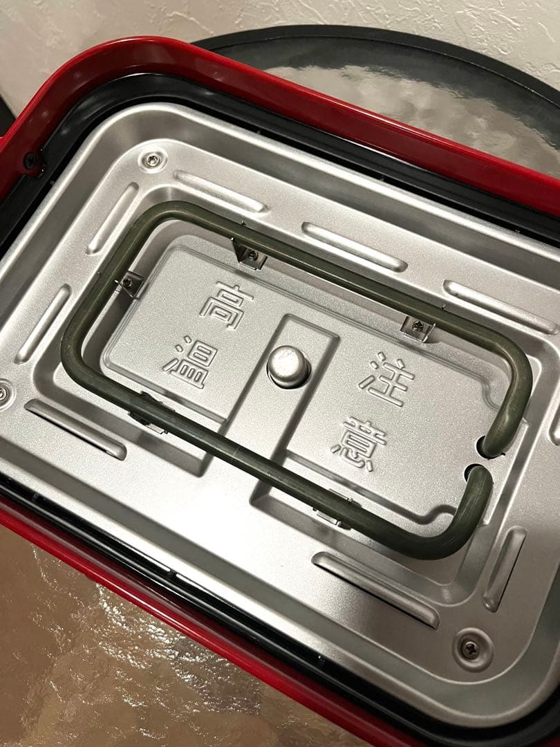 ★買うなら今【美品、未使用】BRUNO ブルーノ たこ焼き機 ホットプレート 赤