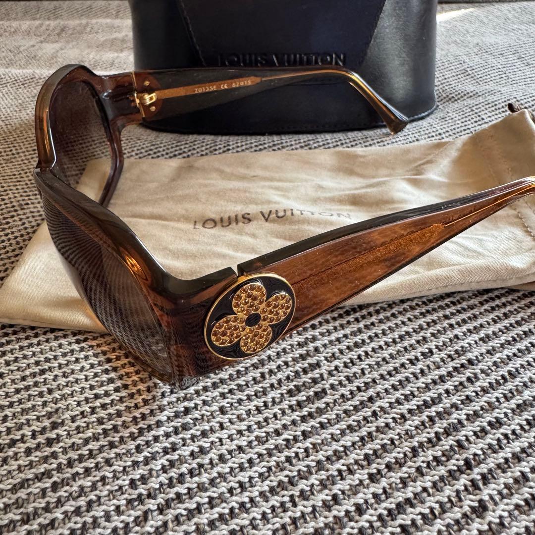 LOUIS VUITTON ブラウン サングラス ケース付き
