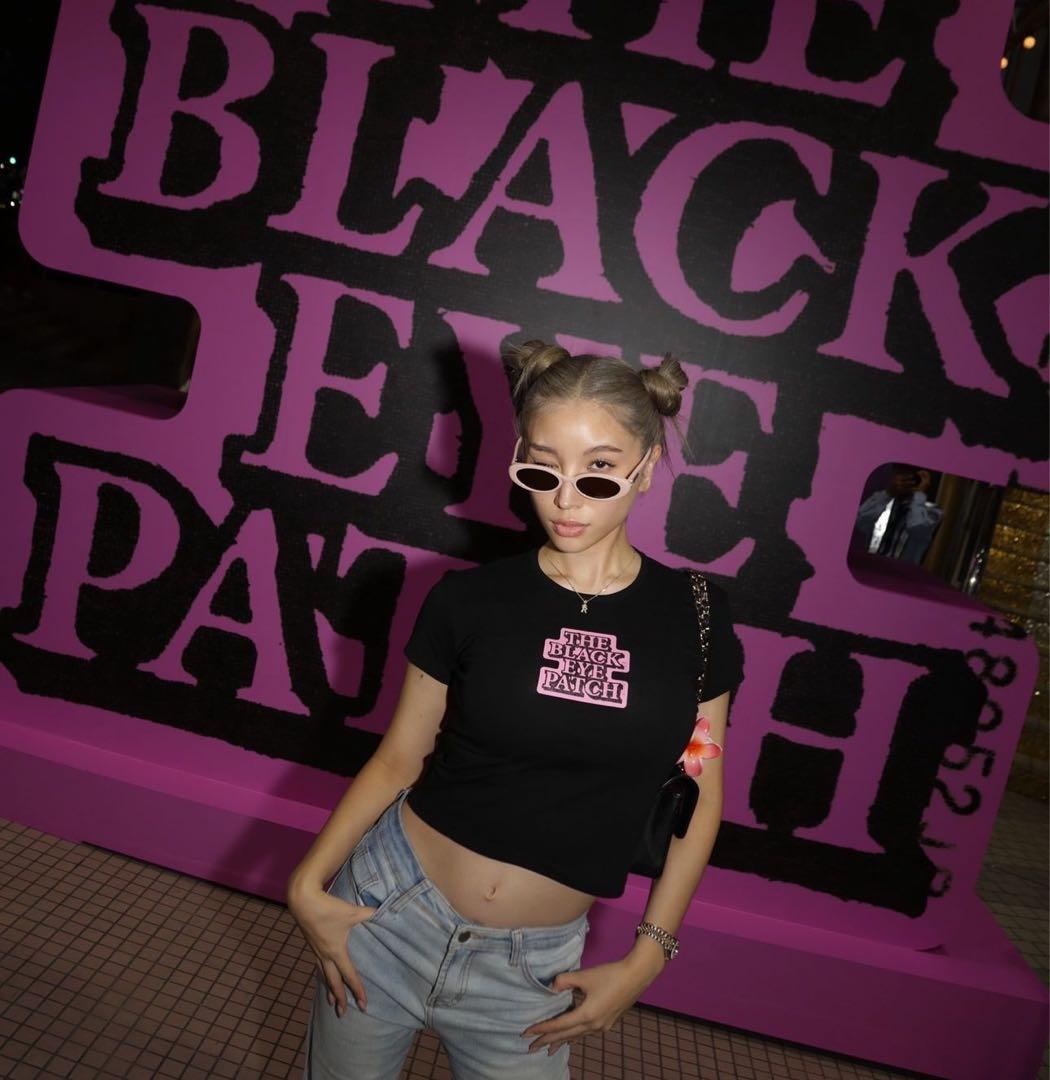 トップス Blackeyepatch OG label baby tee black